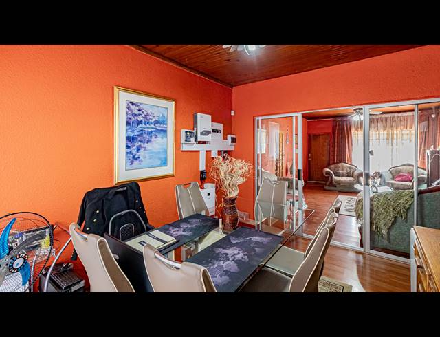 3 BEDROOM HOUSE FOR SALE IN LEONDALE